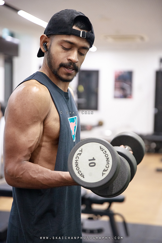 Men's fitness gym portrait photoshoot with Daniel Stephen @ Gold's Gym Singapore, Rochester Park