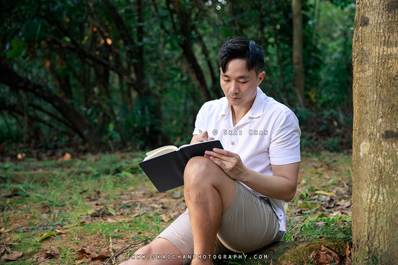 Writing photoshoot with Ong Yongchuan at Yishun Park